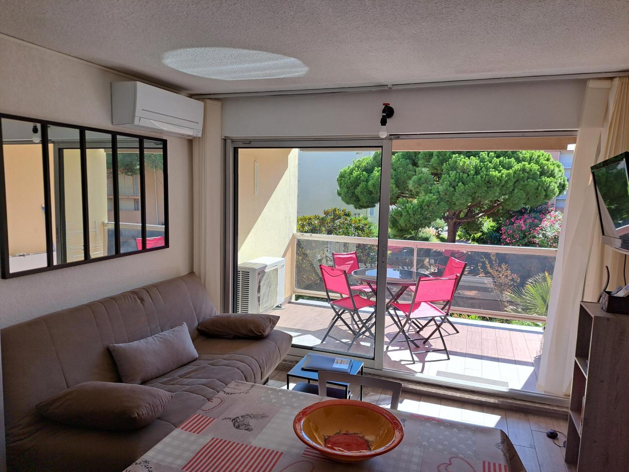 Helios 32, T2 Climatise, Parking, 500M Plage Agde Kültér fotó